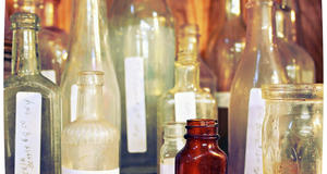 Vintage bottles. Source: Nancynance, 2012 (Flickr)