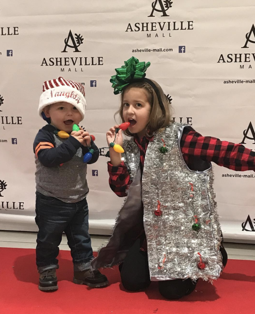 Asheville Mall &amp; partners. Gritmas Day: 10